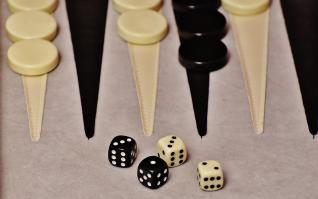 how to play backgammon