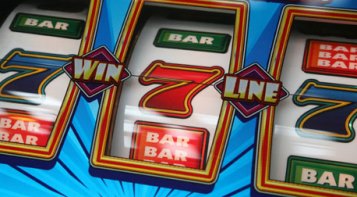 how to win progressive jackpots