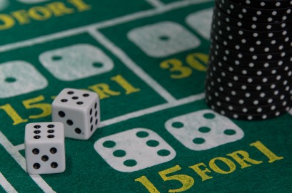 online casino games craps2